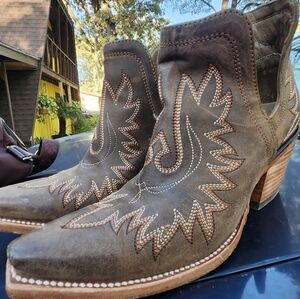 Ariat Dixon Women's Ankle Boots Size 9B